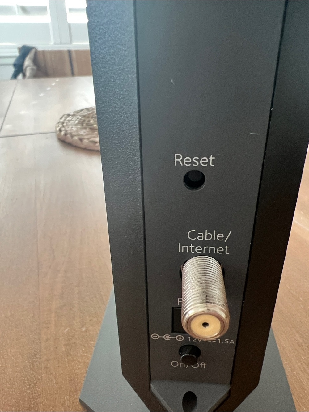 Netgear Cable Modem DOCSIS 3.0 - Picture 3 of 6